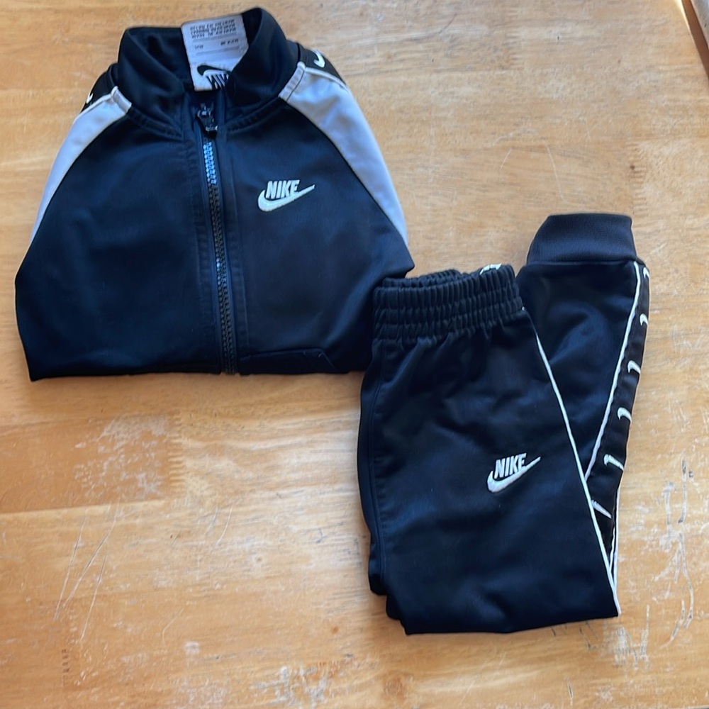 Nike Boy`s Swoosh Tricot Taping 2 Piece Set 24 months